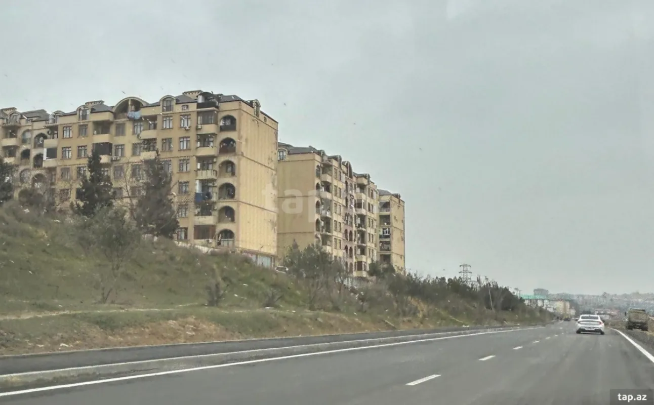 Satılır 2 otaqlı yeni tikili 70 m²