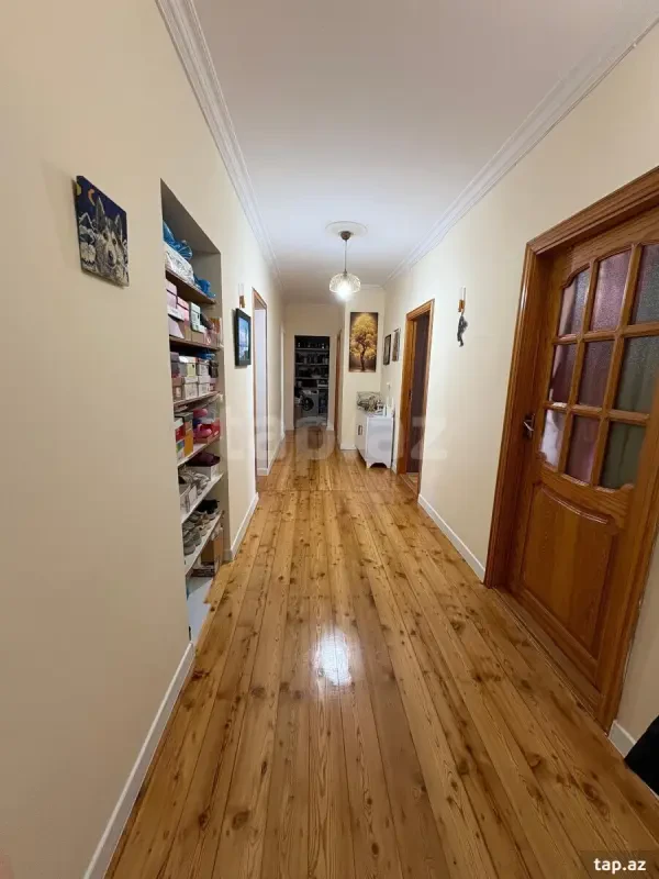 Satılır 5 otaqlı mənzil 100 m²