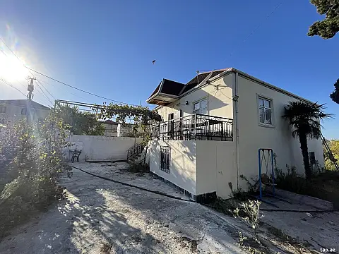 Satılır 4 otaqlı həyət evi — Bakı, Novxanı 4 otaq