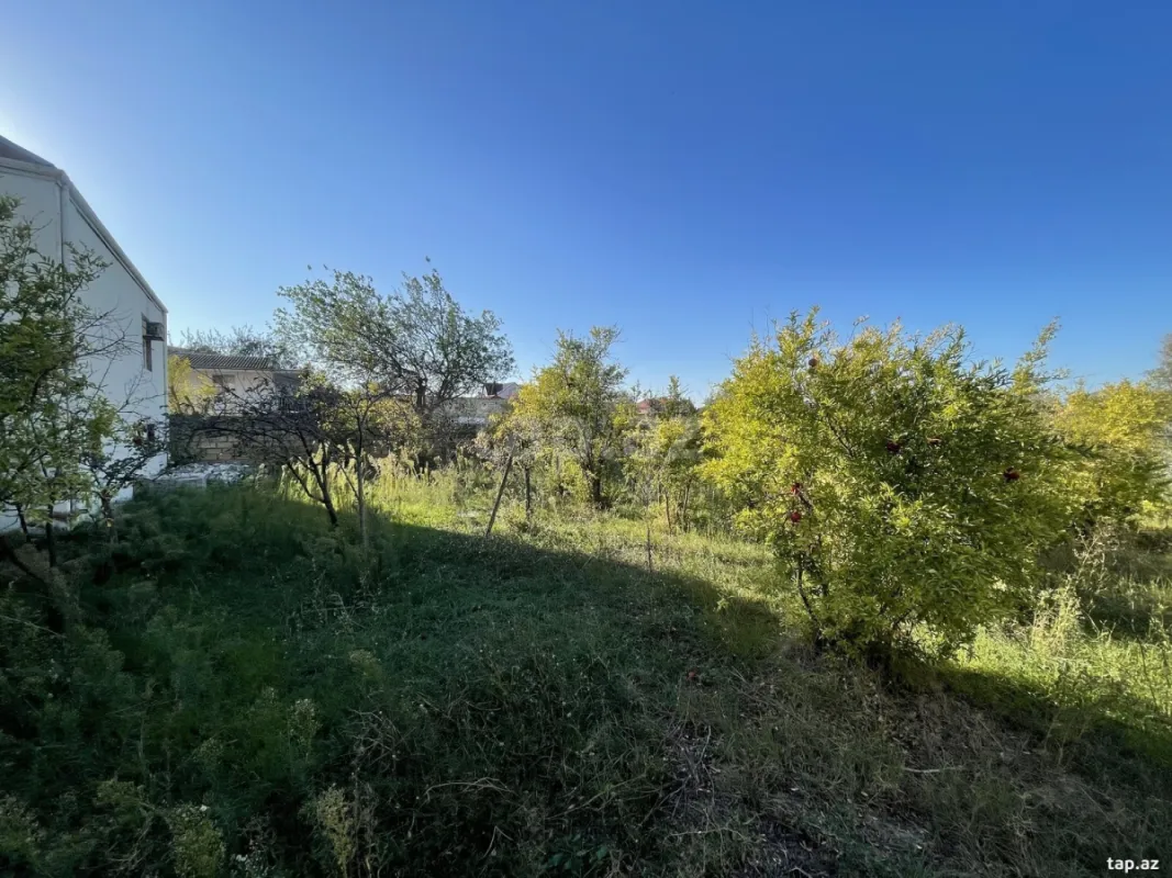 Satılır 4 otaqlı həyət evi