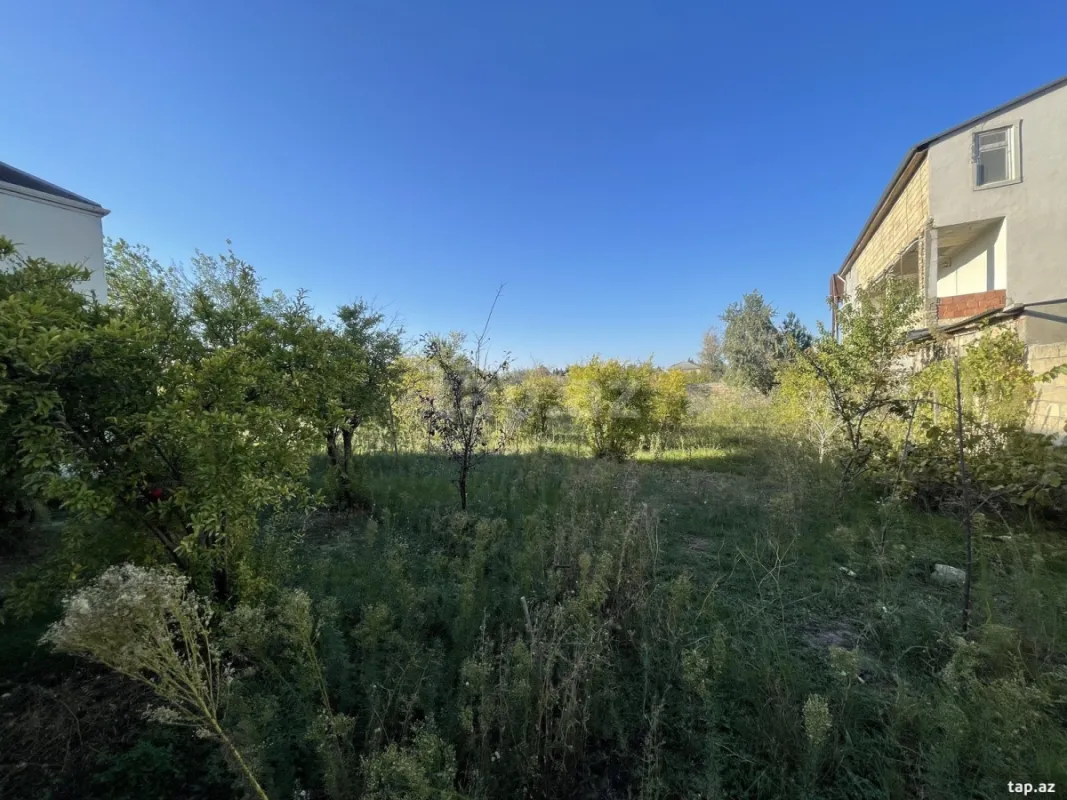 Satılır 4 otaqlı həyət evi