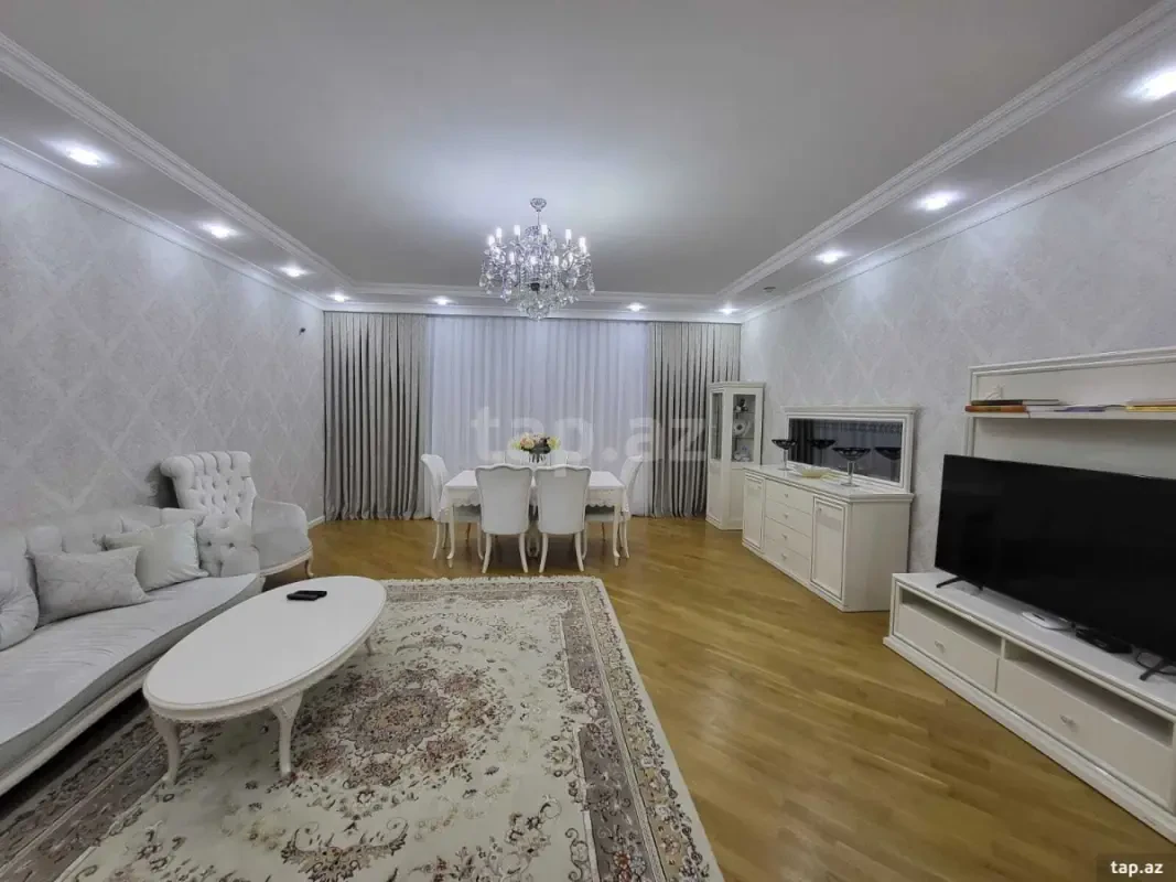 Satılır 3 otaqlı yeni tikili 143 m²