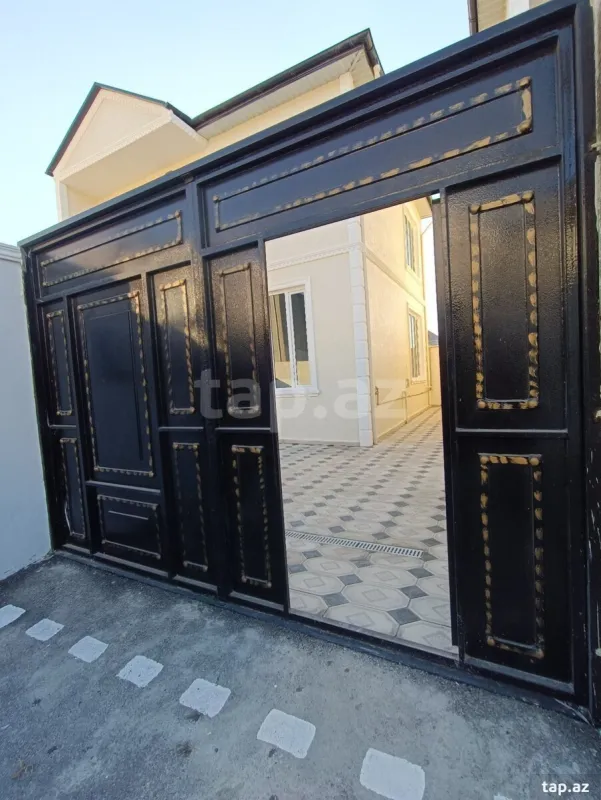 Satılır 4 otaqlı həyət evi