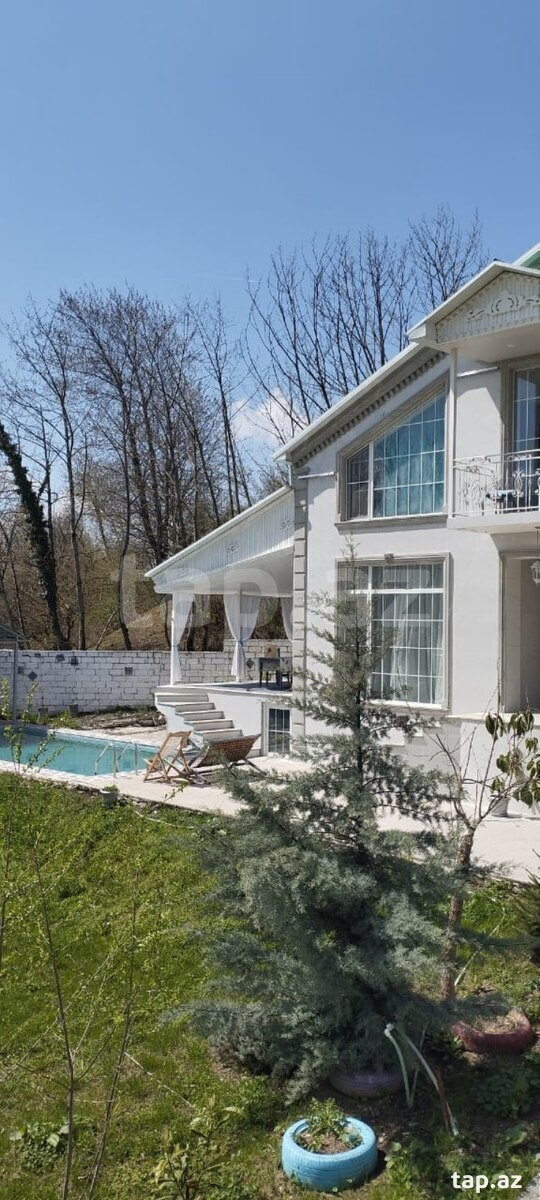 Kirayə verilir 4 otaqlı həyət evi 200 m²