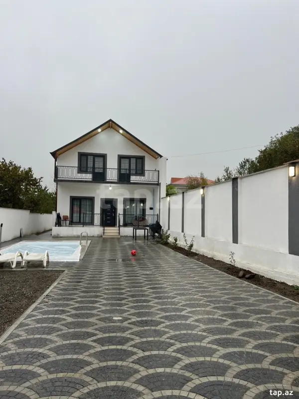 Satılır 4 otaqlı həyət evi 164 m²