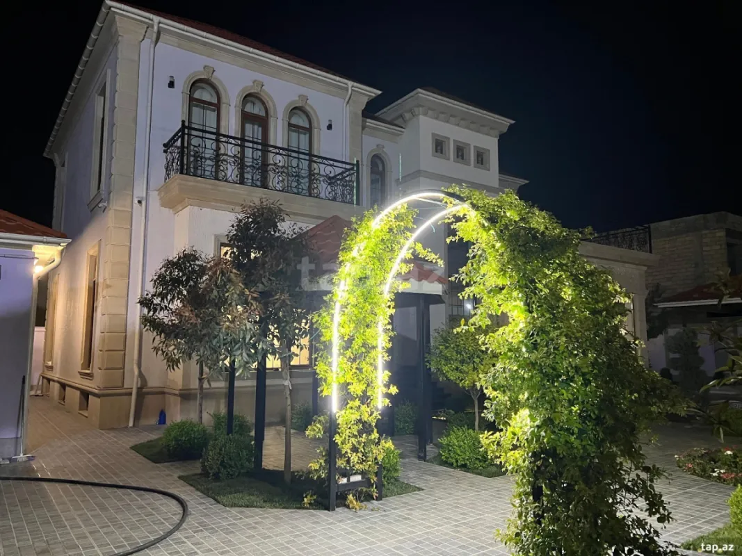 Satılır 5 otaqlı həyət evi