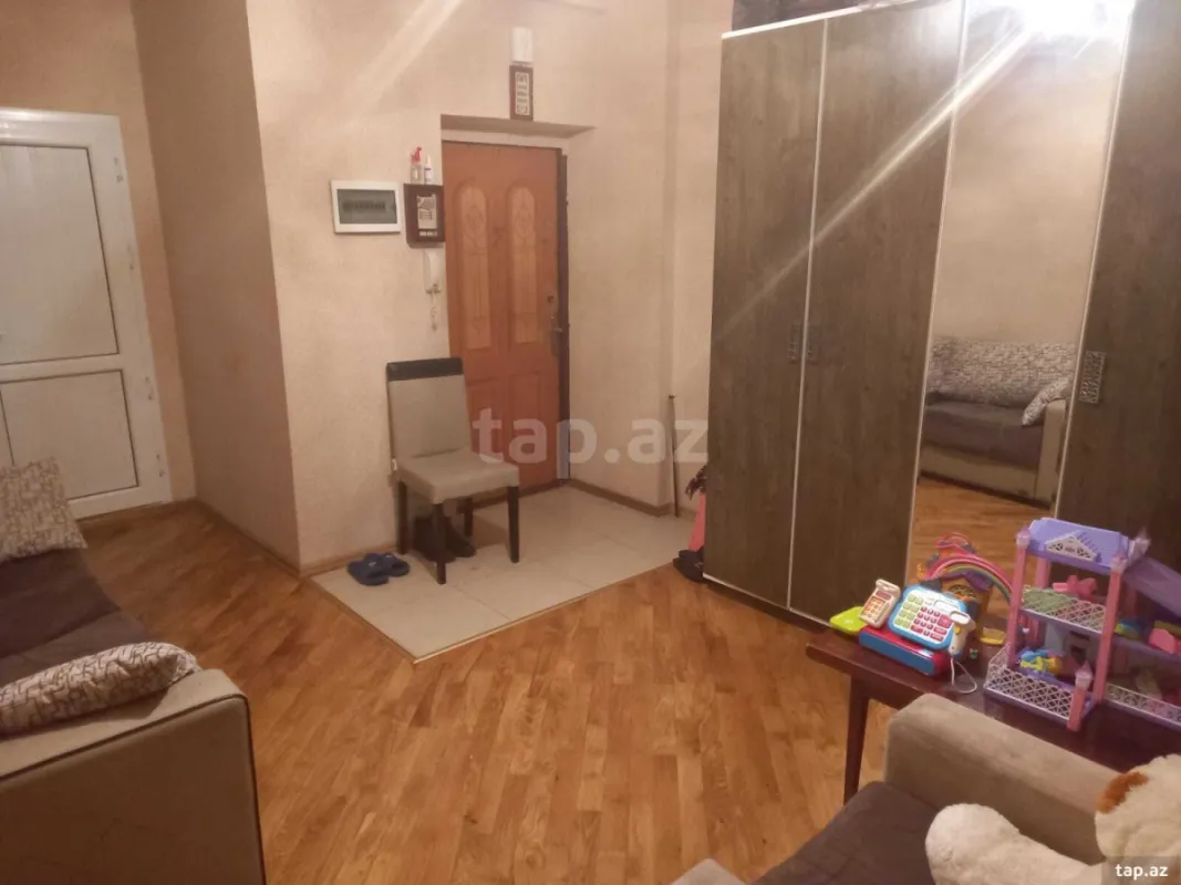 Satılır 3 otaqlı yeni tikili 90 m²