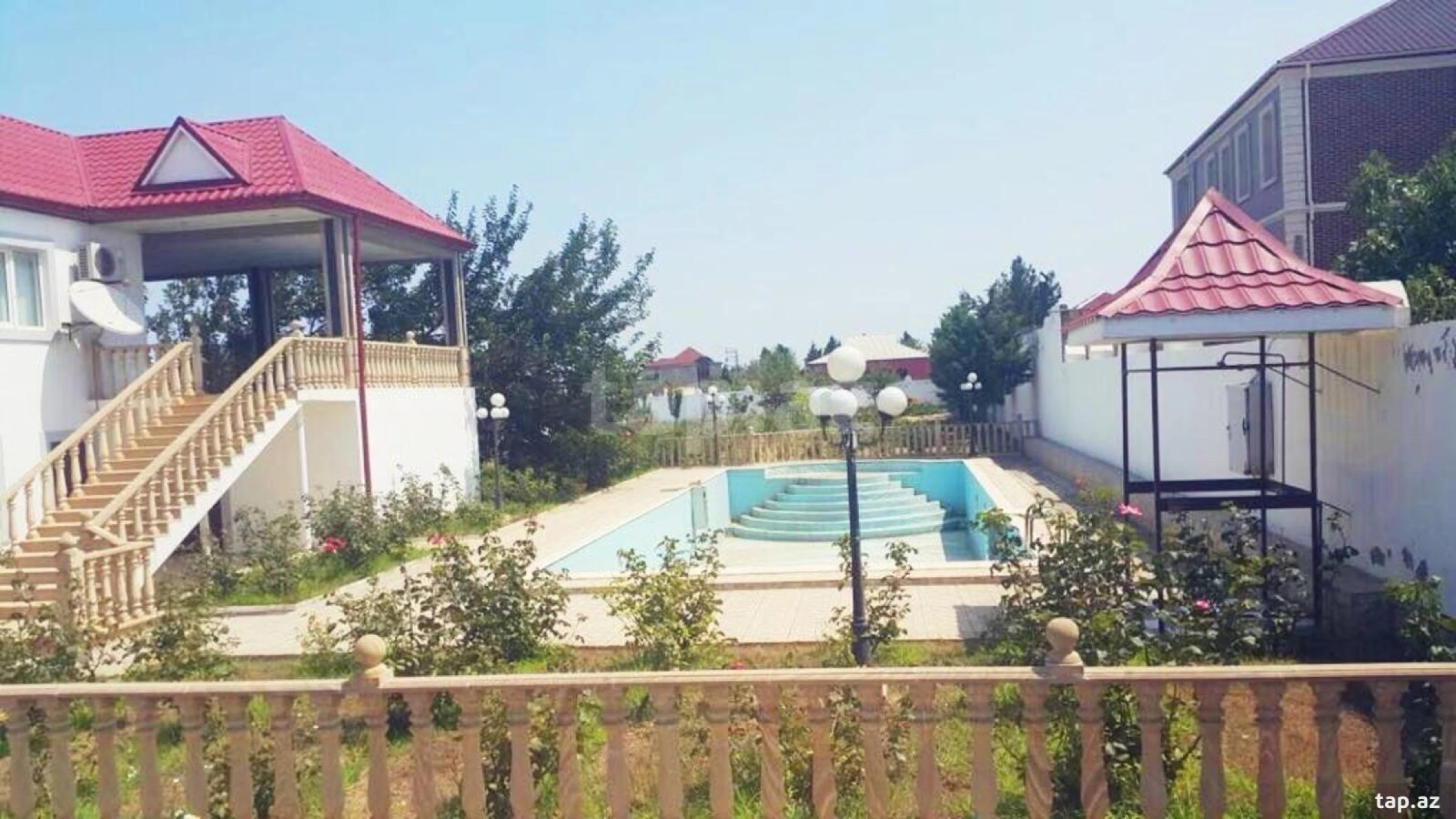 Satılır 4 otaqlı həyət evi 150 m²