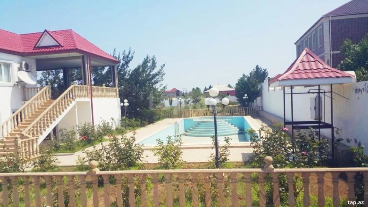 Satılır 4 otaqlı həyət evi 150 m²