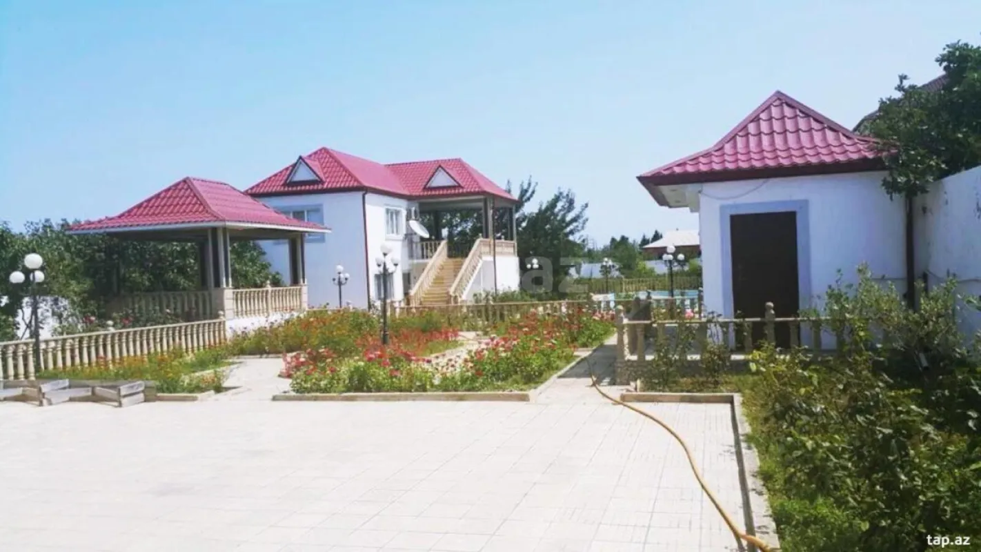 Satılır 4 otaqlı həyət evi 150 m²