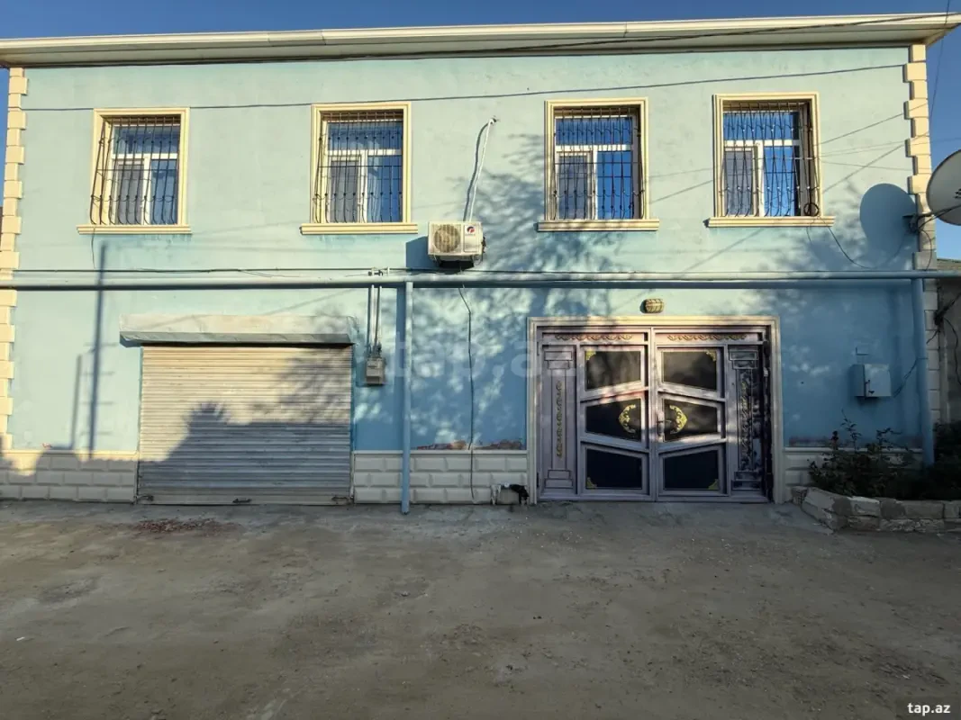 Satılır 6 otaqlı həyət evi 144 m²