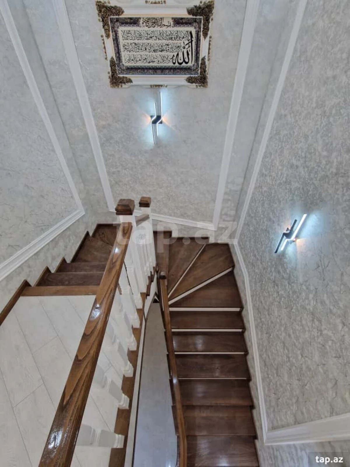 Satılır 5 otaqlı həyət evi