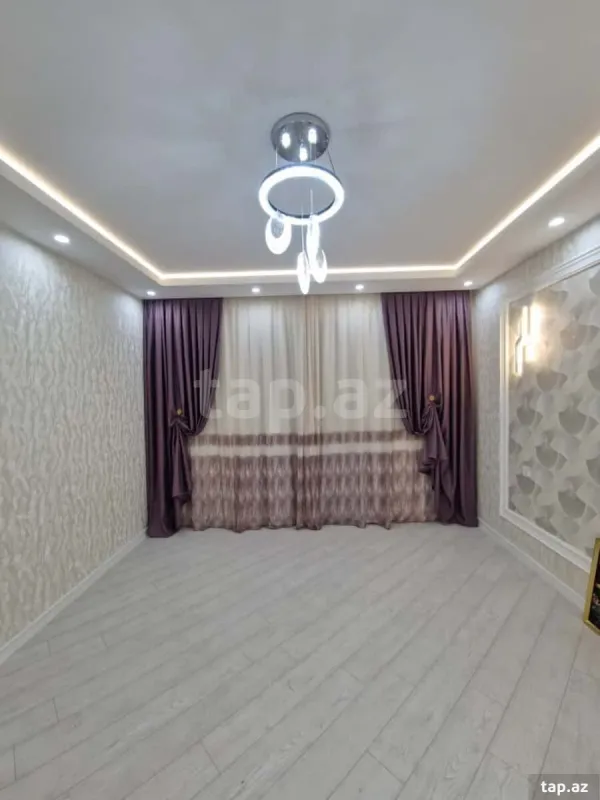 Satılır 5 otaqlı həyət evi