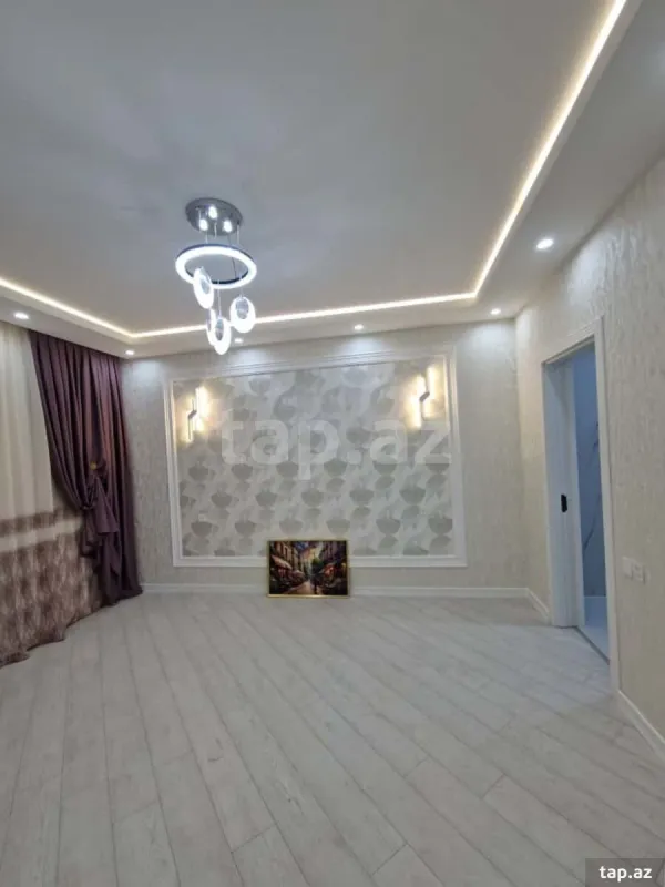 Satılır 5 otaqlı həyət evi