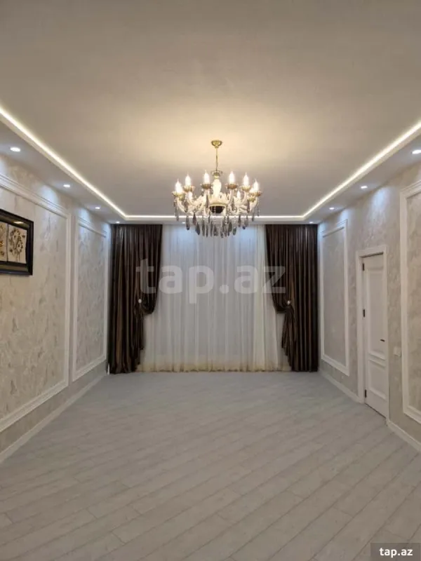 Satılır 5 otaqlı həyət evi