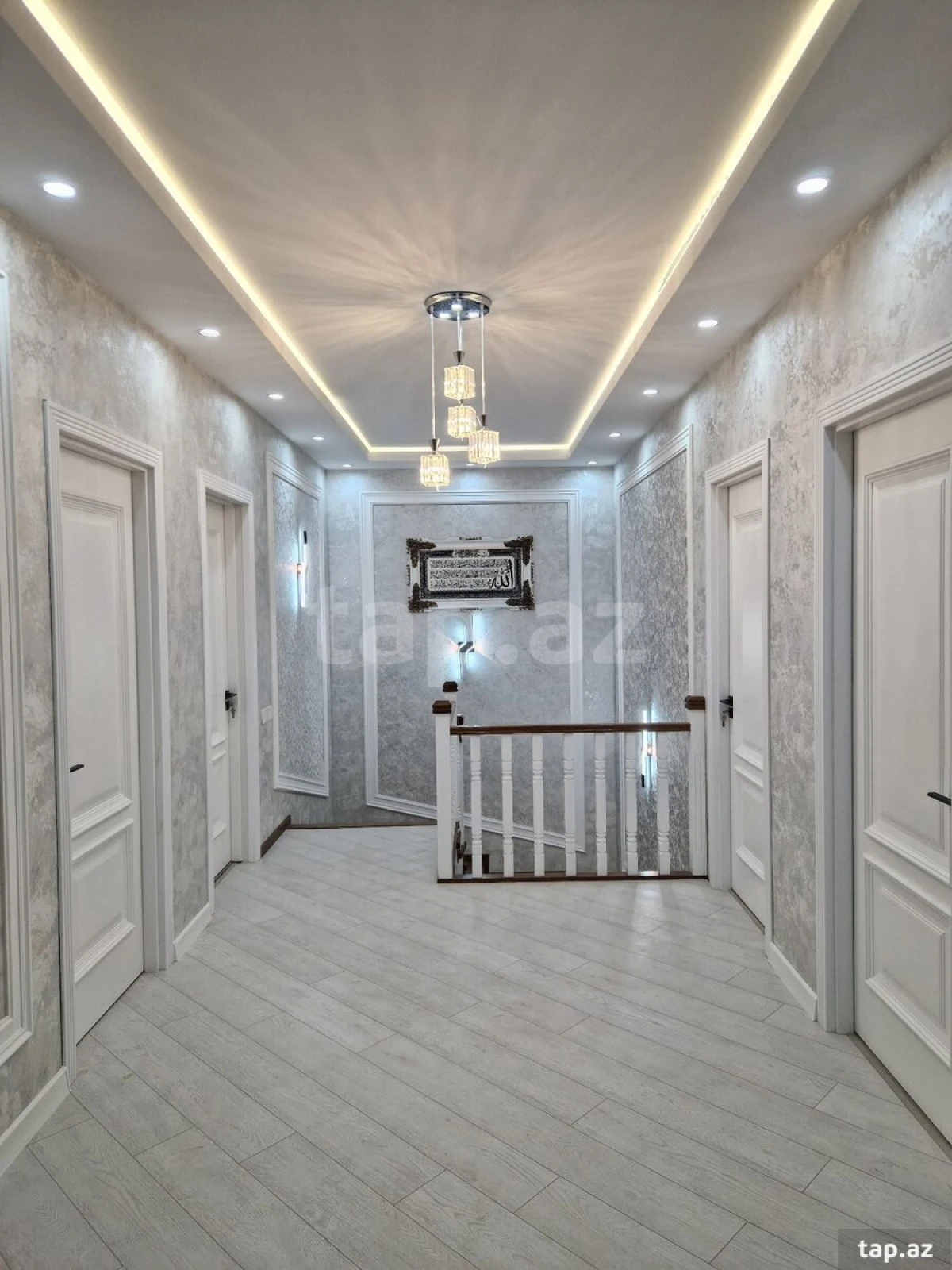 Satılır 5 otaqlı həyət evi