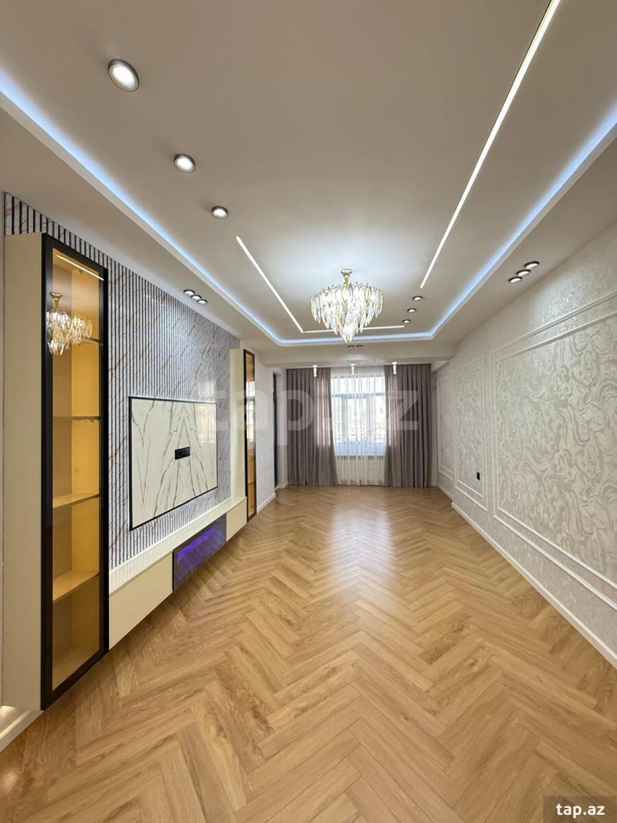 Satılır 3 otaqlı yeni tikili 141 m²