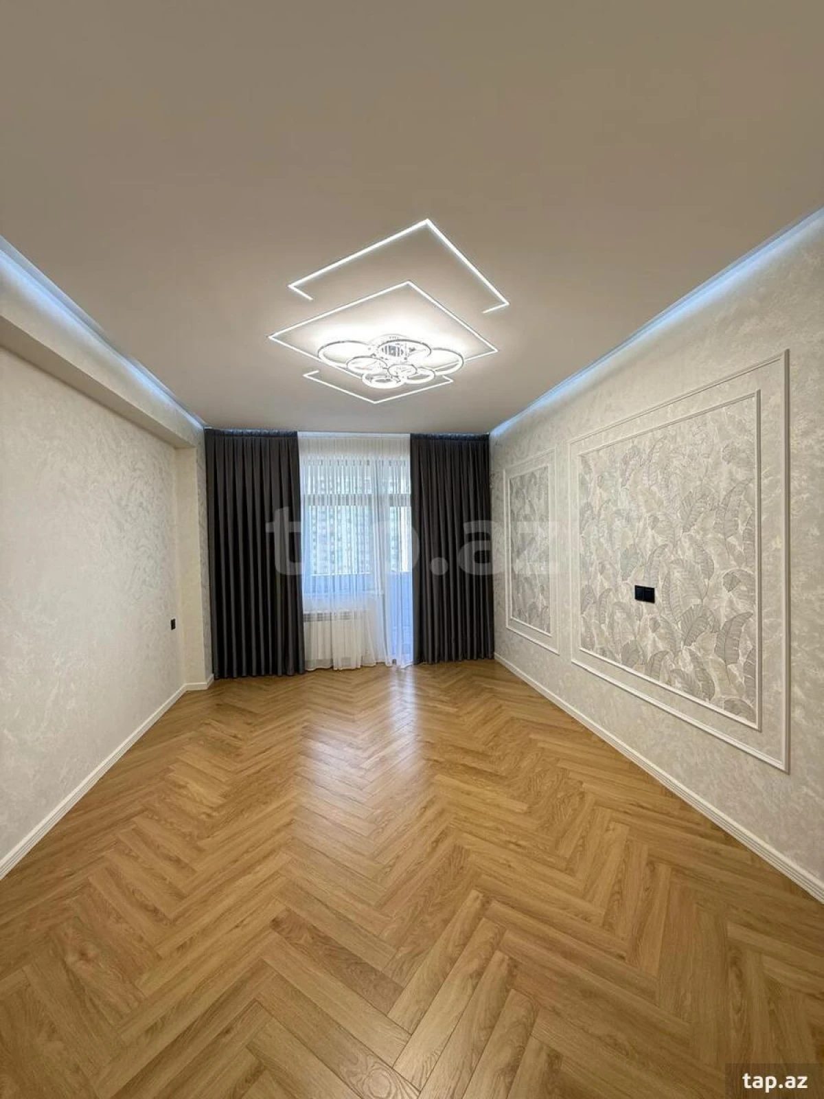 Satılır 3 otaqlı yeni tikili 141 m²