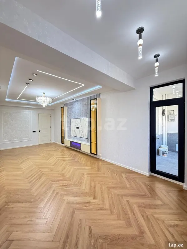 Satılır 3 otaqlı yeni tikili 141 m²