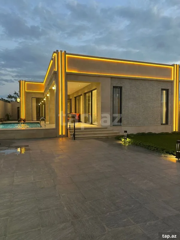 Satılır 4 otaqlı həyət evi