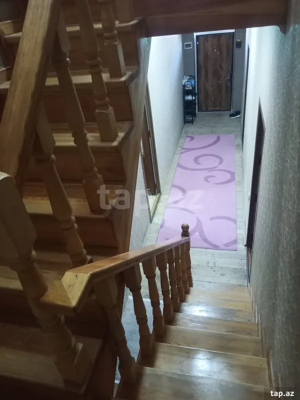 Satılır 7 otaqlı həyət evi