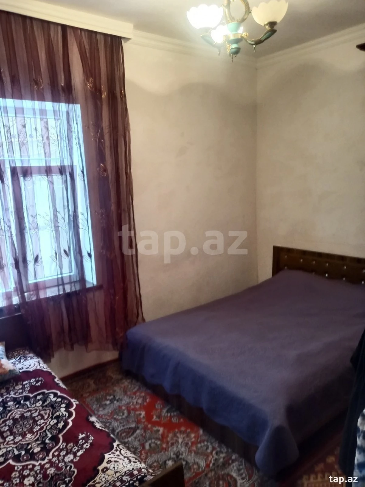 Satılır 7 otaqlı həyət evi