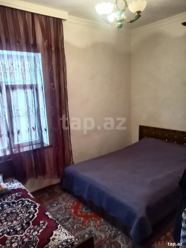 Satılır 7 otaqlı həyət evi