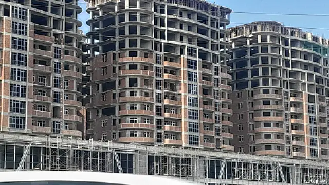 Satılır 2 otaqlı yeni tikili 84 m²