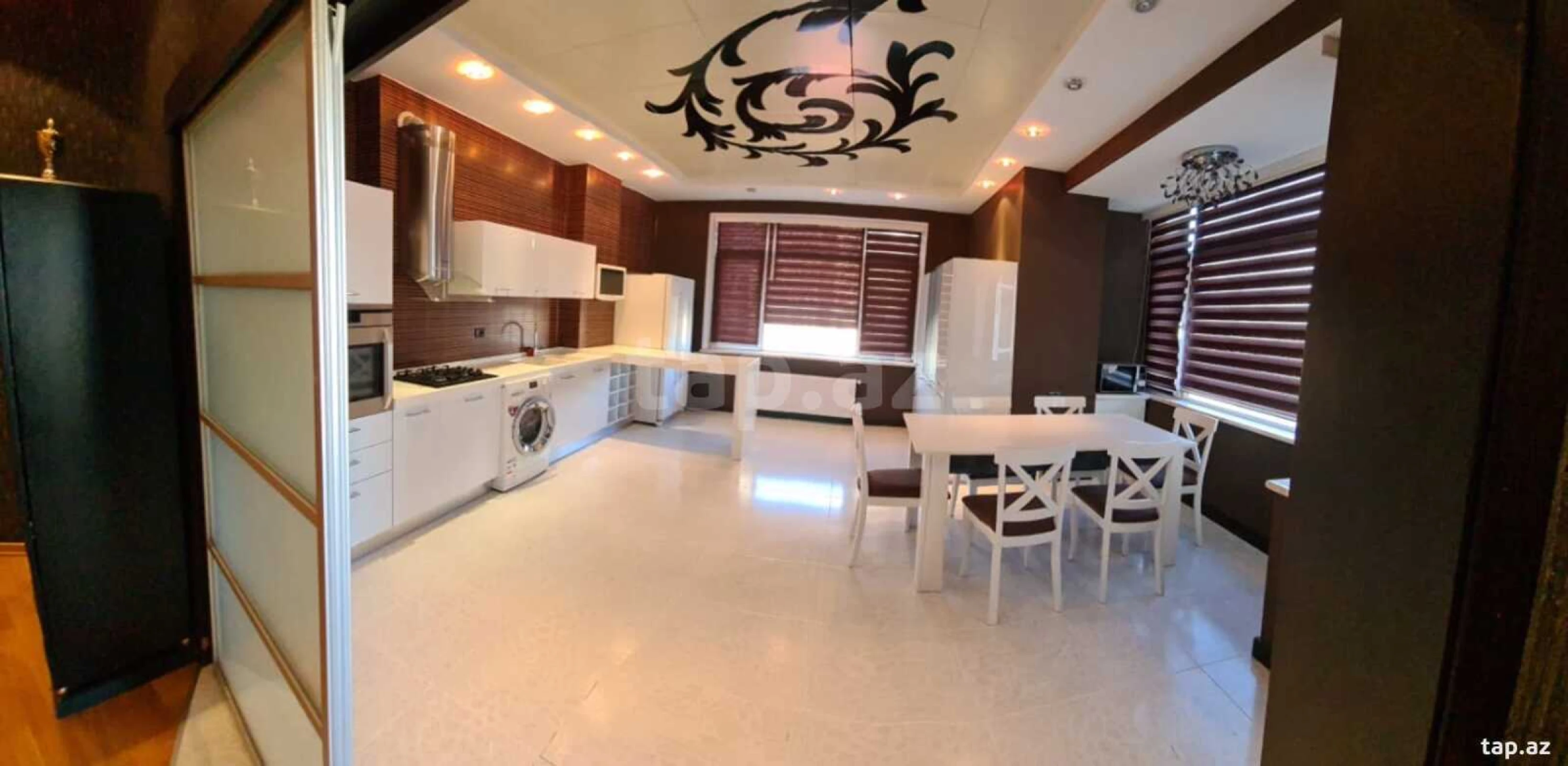 Kirayə verilir 3 otaqlı yeni tikili 181 m²