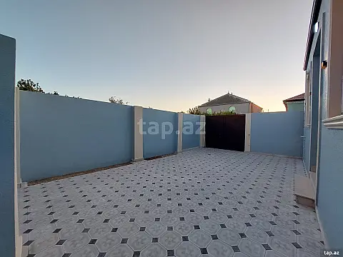 Satılır 4 otaqlı həyət evi