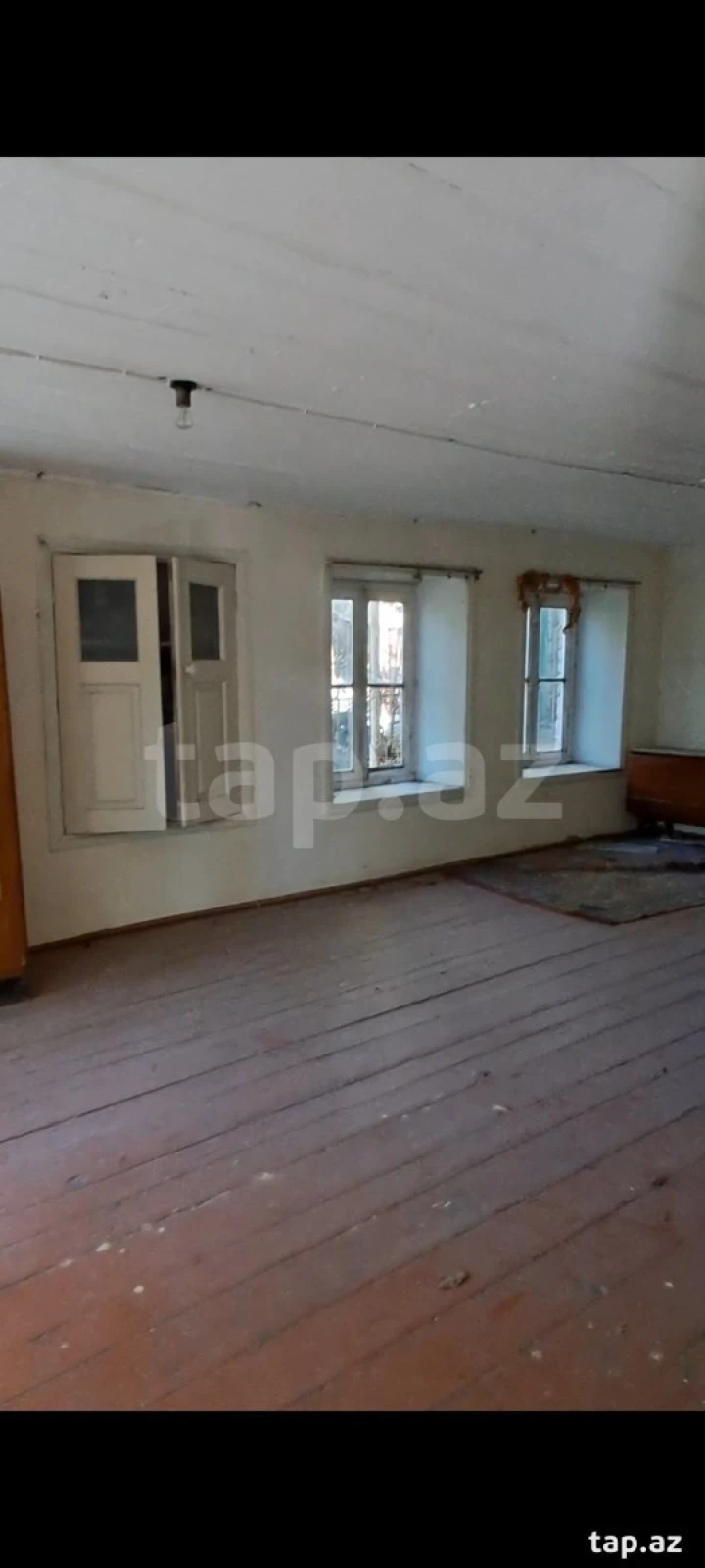 Satılır 6 otaqlı həyət evi