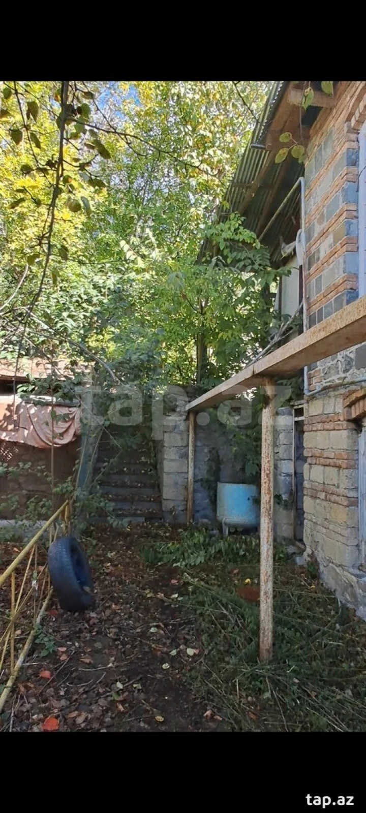 Satılır 6 otaqlı həyət evi