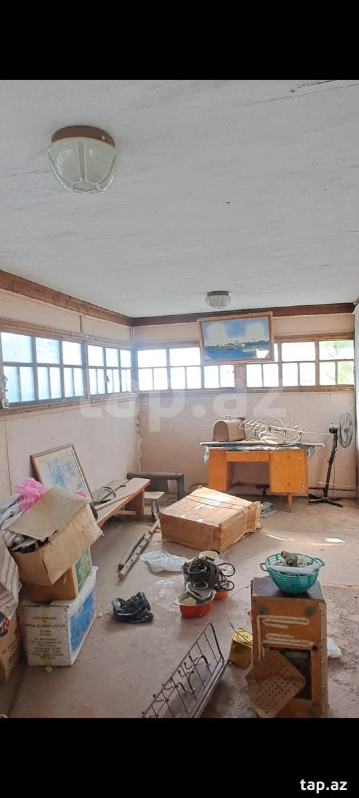 Satılır 6 otaqlı həyət evi