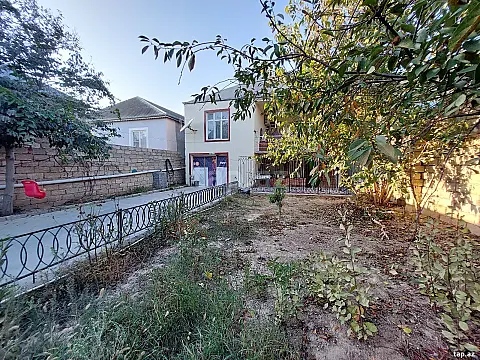 Satılır 3 otaqlı həyət evi