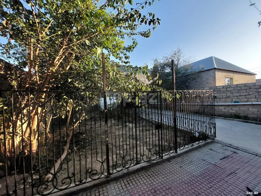 Satılır 3 otaqlı həyət evi