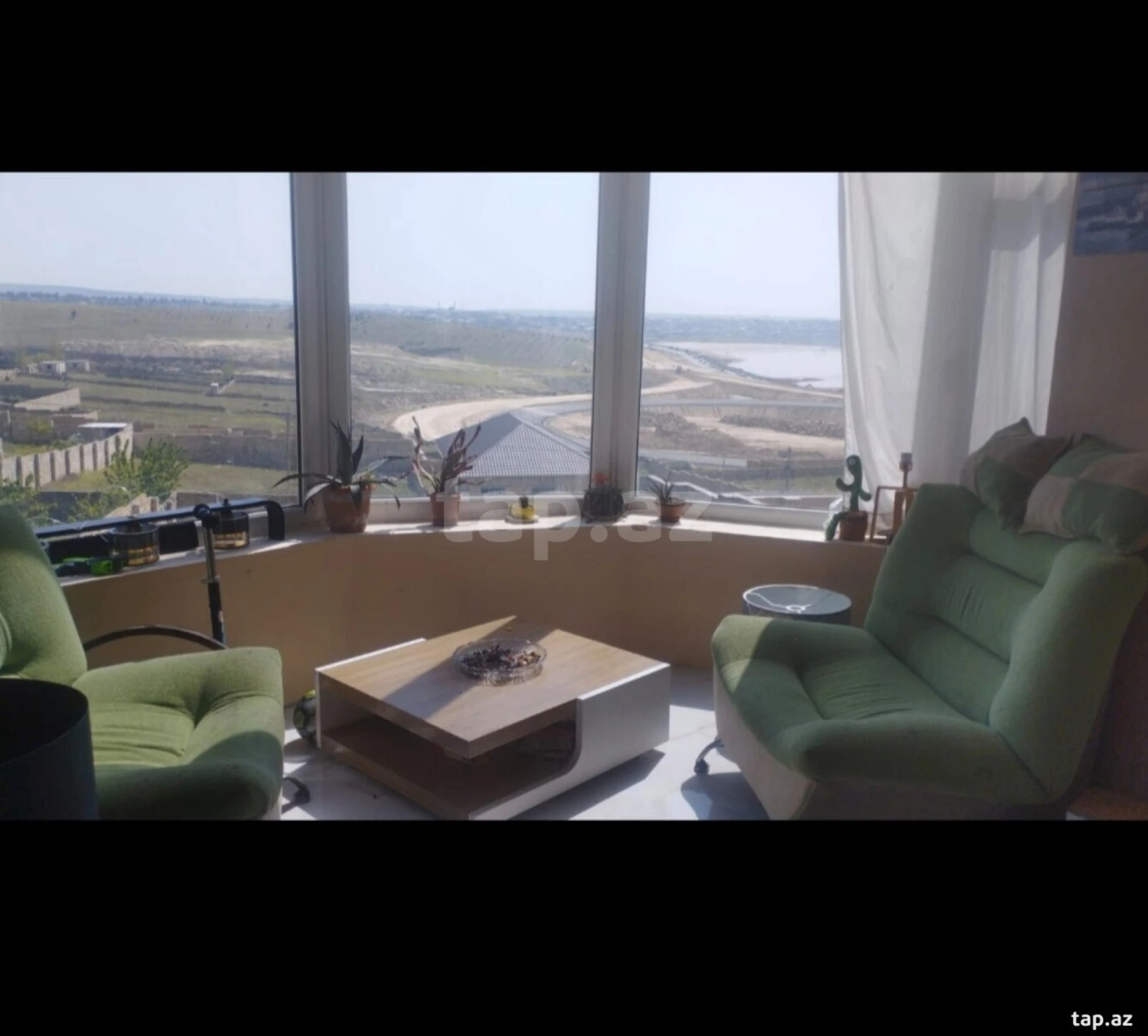 Satılır 3 otaqlı həyət evi 220 m²