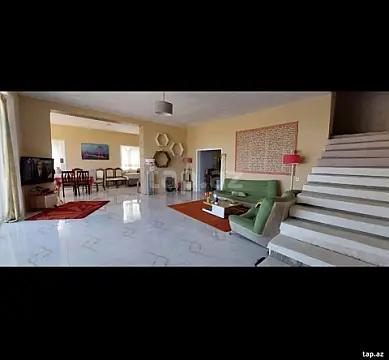Satılır 3 otaqlı həyət evi 220 m²