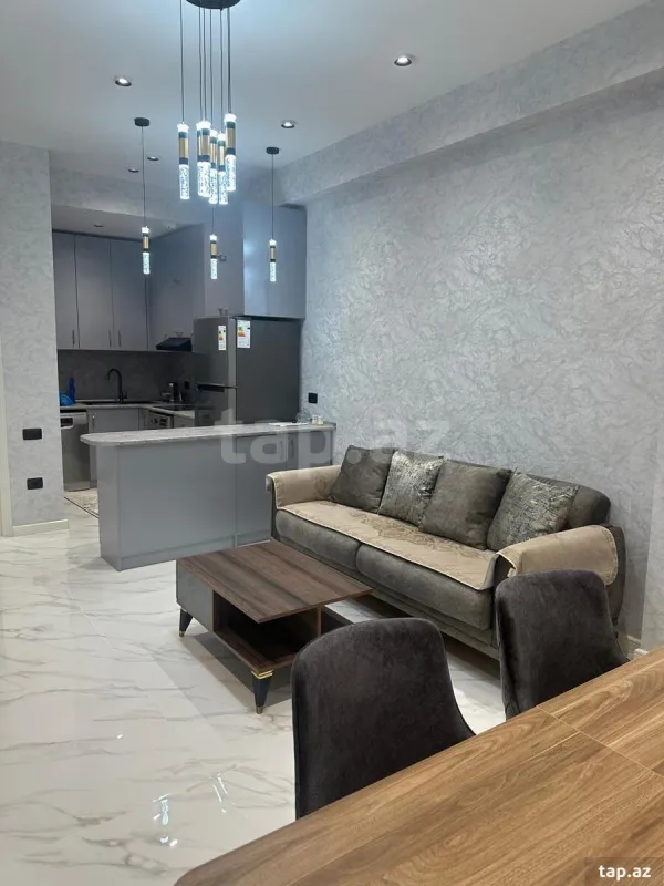 Kirayə verilir 2 otaqlı yeni tikili 60 m²