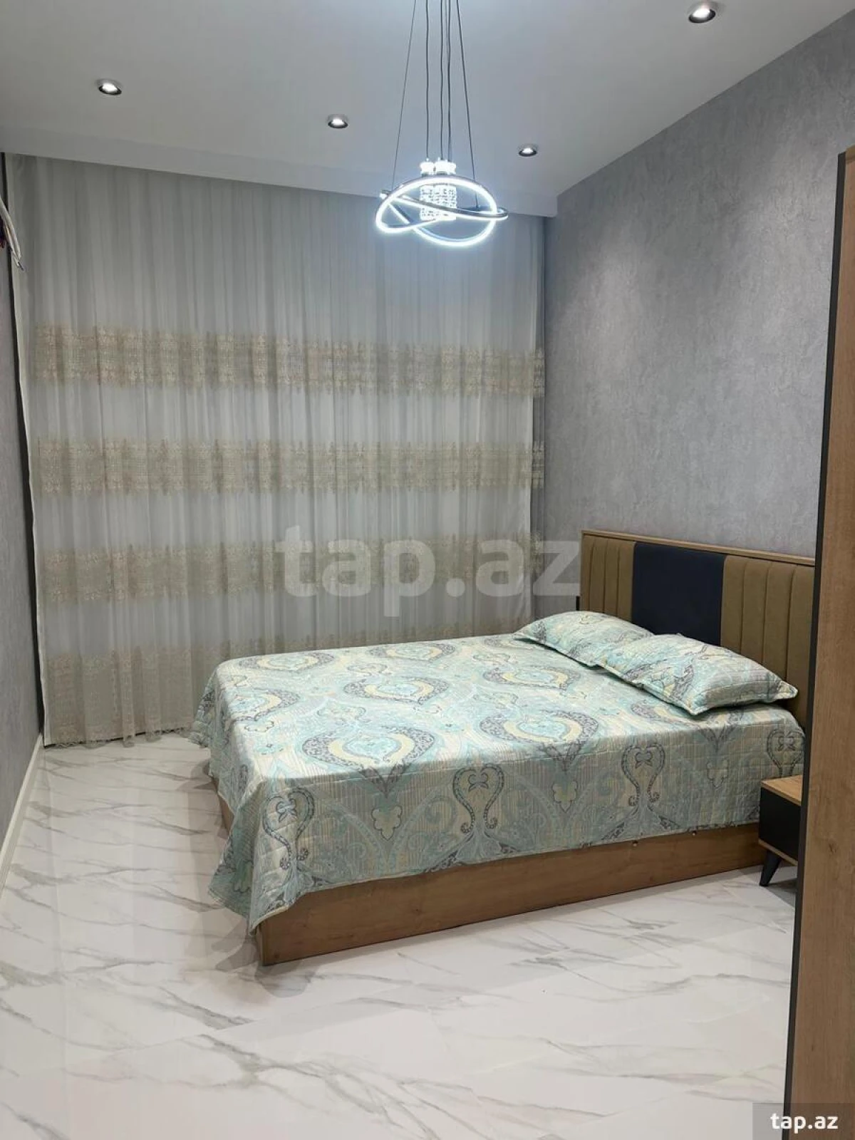 Kirayə verilir 2 otaqlı yeni tikili 60 m²