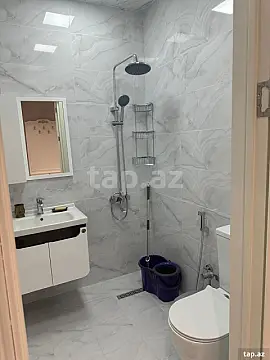 Kirayə verilir 2 otaqlı yeni tikili 60 m²