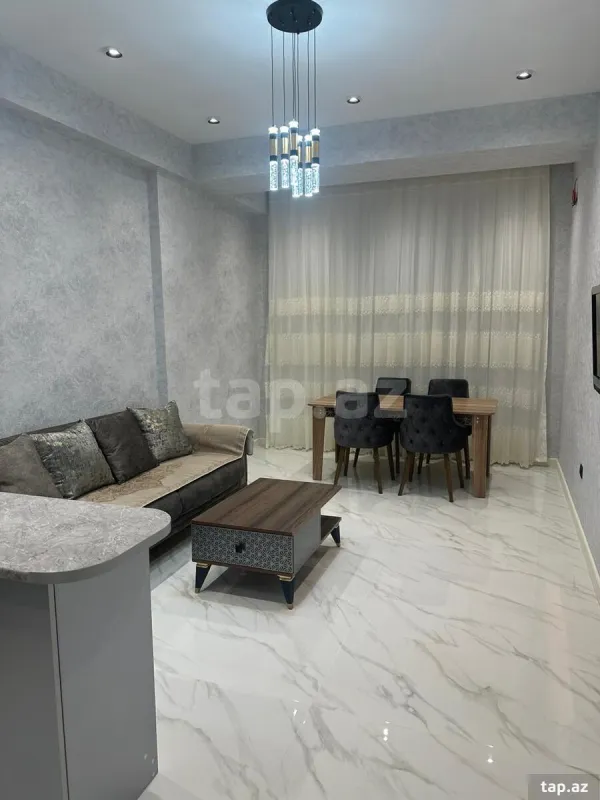 Kirayə verilir 2 otaqlı yeni tikili 60 m²