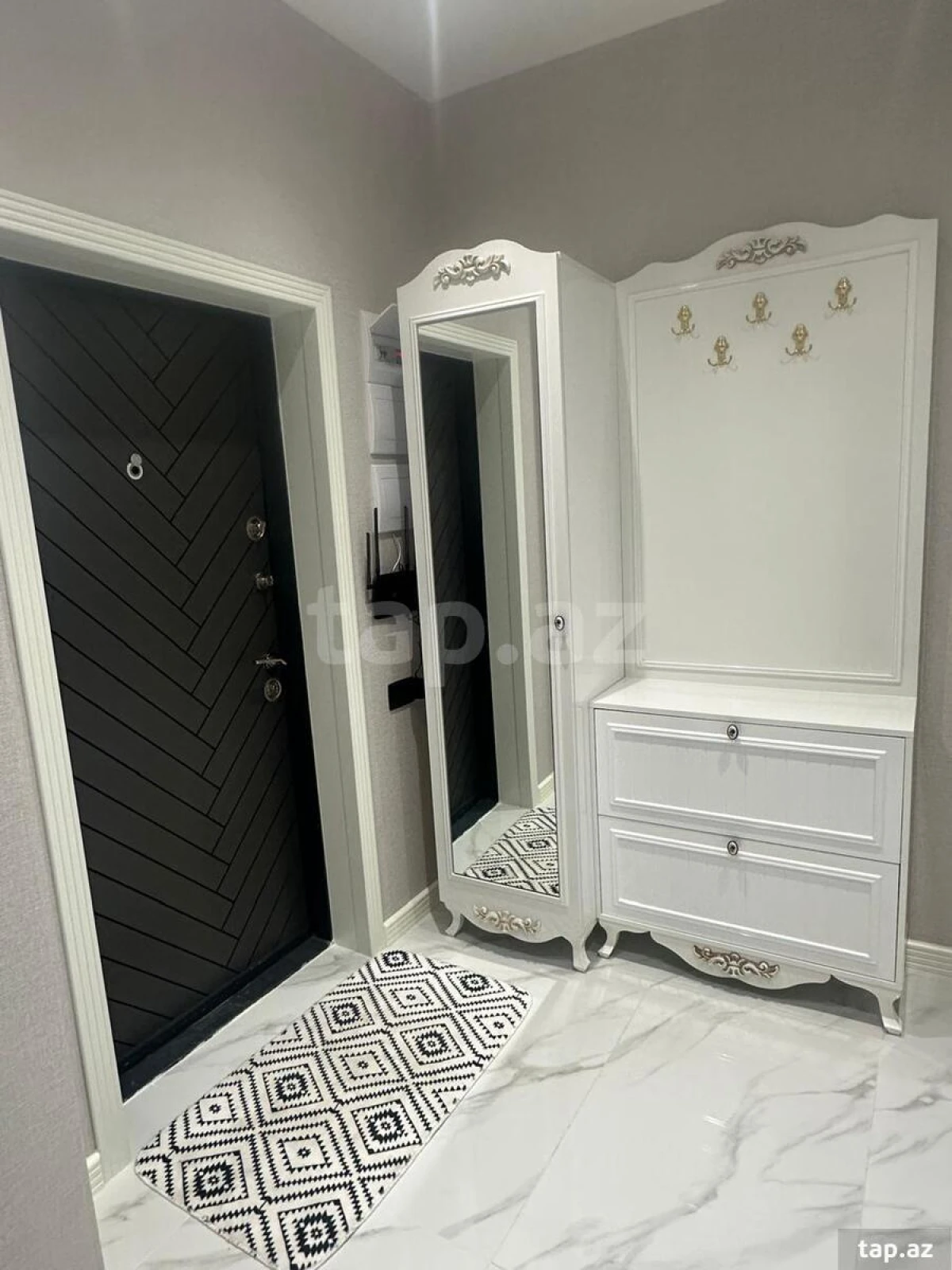 Kirayə verilir 2 otaqlı yeni tikili 60 m²