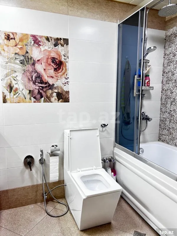 Satılır 2 otaqlı mənzil 64 m²