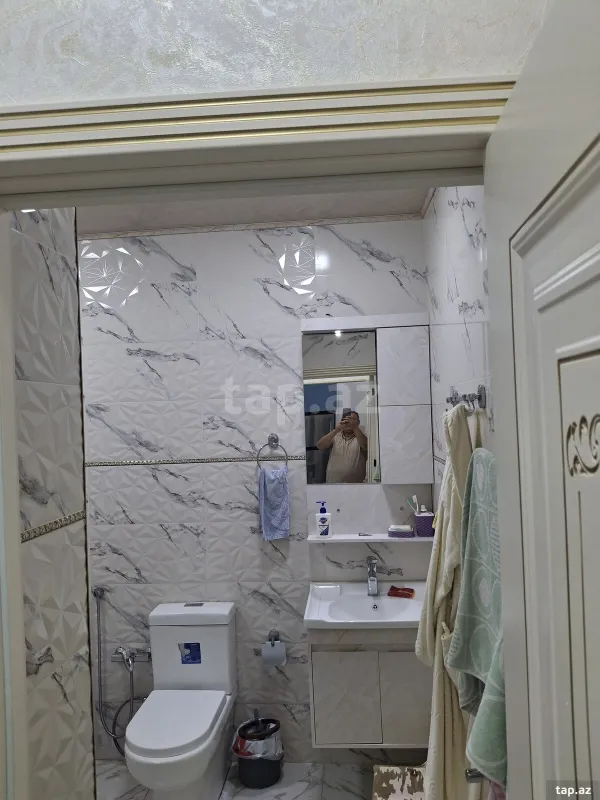 Kirayə verilir 2 otaqlı yeni tikili 71.5 m²