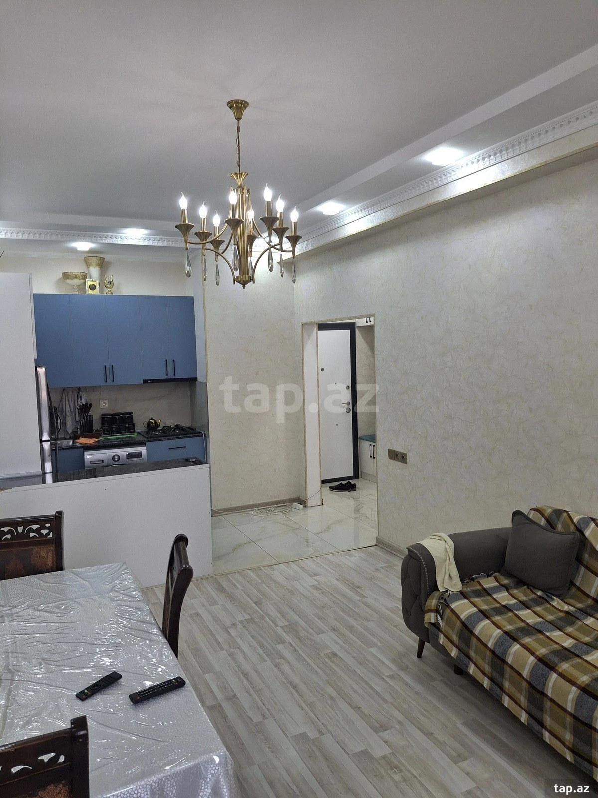 Kirayə verilir 2 otaqlı yeni tikili 71.5 m²