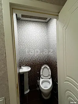 Kirayə verilir 2 otaqlı yeni tikili 80 m²