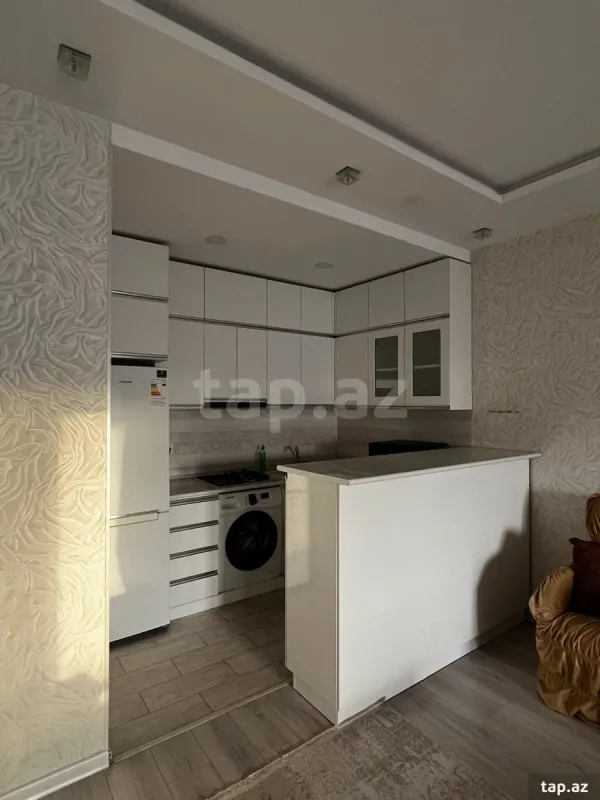 Kirayə verilir 2 otaqlı yeni tikili 80 m²