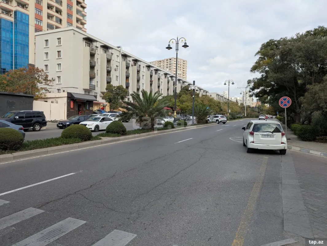 Satılır 3 otaqlı mənzil 77 m²