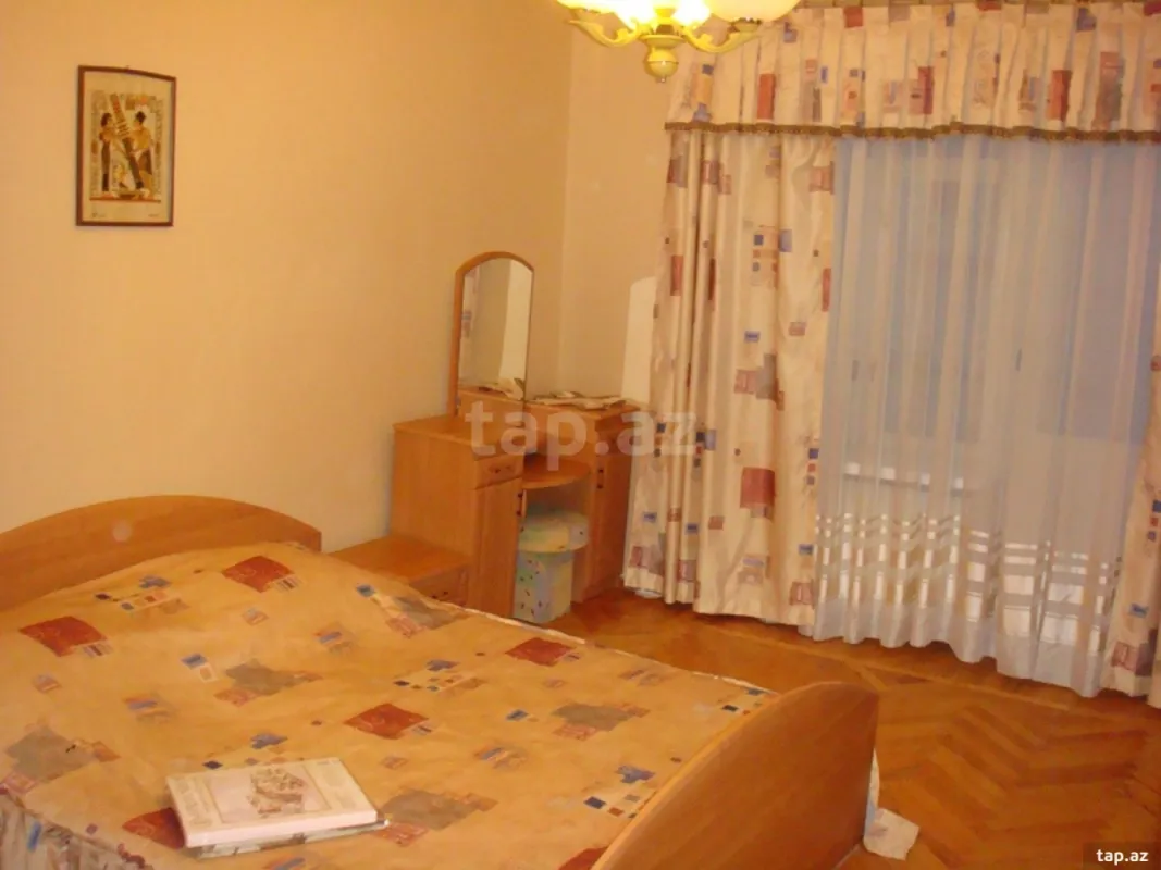 Satılır 3 otaqlı mənzil 77 m²