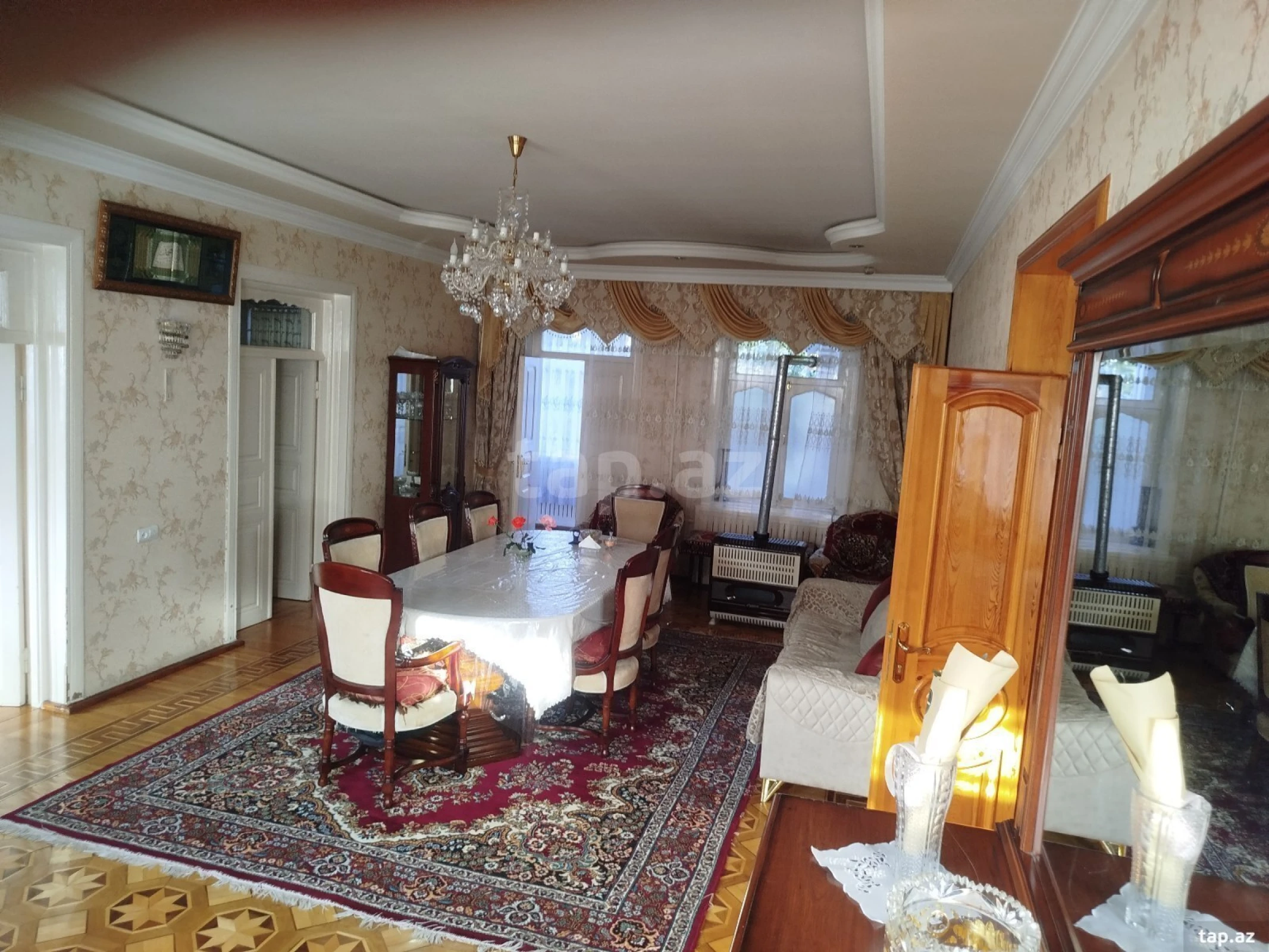 Satılır 4 otaqlı həyət evi